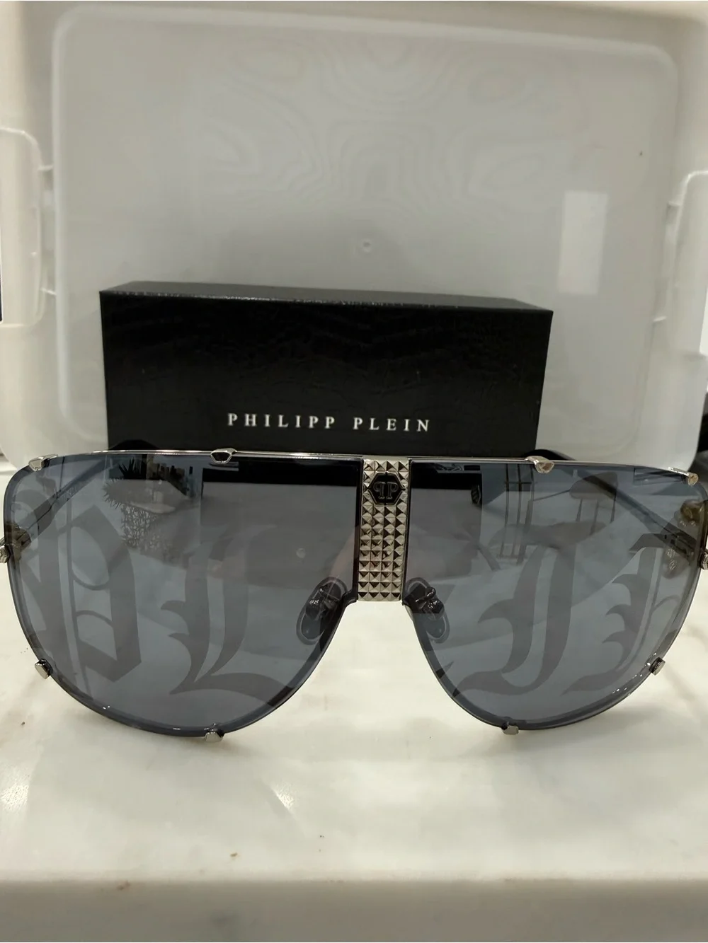 Authentic Philipp Plein Men’s Gray Shield Sunglasses